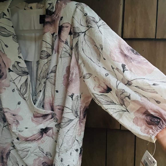 Alex Evenings Plus Size 3X Floral Print Jacquard Side Button 3/4 Sleeves Jacket - Picture 10 of 15